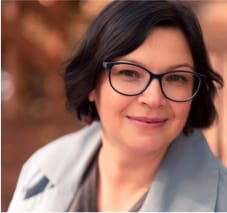 Женщина на фото